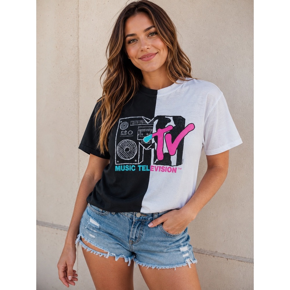 Hollister MTV Graphic T-Shirt Womens XS Black White Split Two Tone Retro Cotton